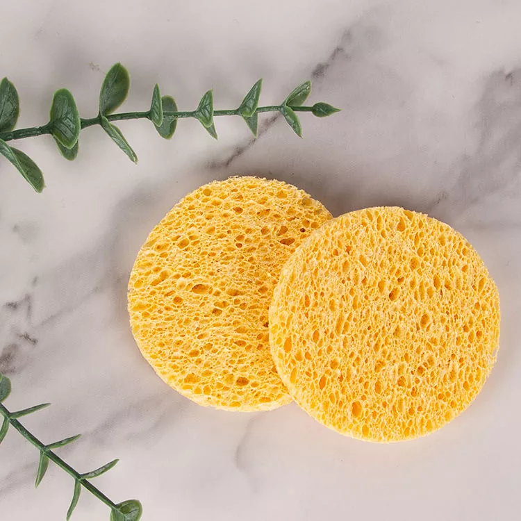 Jak může správný štětec na make-up zlepšit každý krok vaší rutiny líčení?